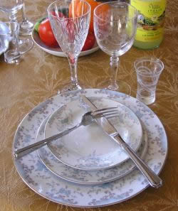 Cape Cod Pet Friendly Rental :: Dinner Setting